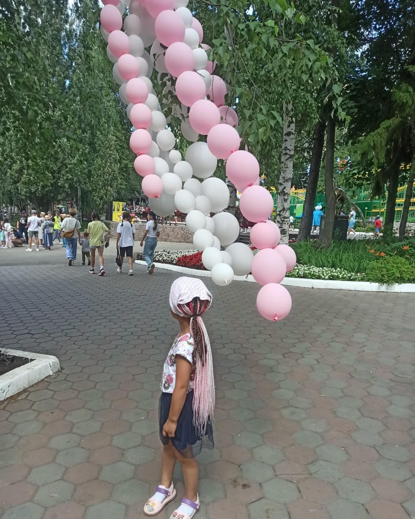 lucistarikova в LOOKY. . Алиса в стране чудес...