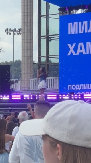 alini_ag в LOOKY. . @vk_fest