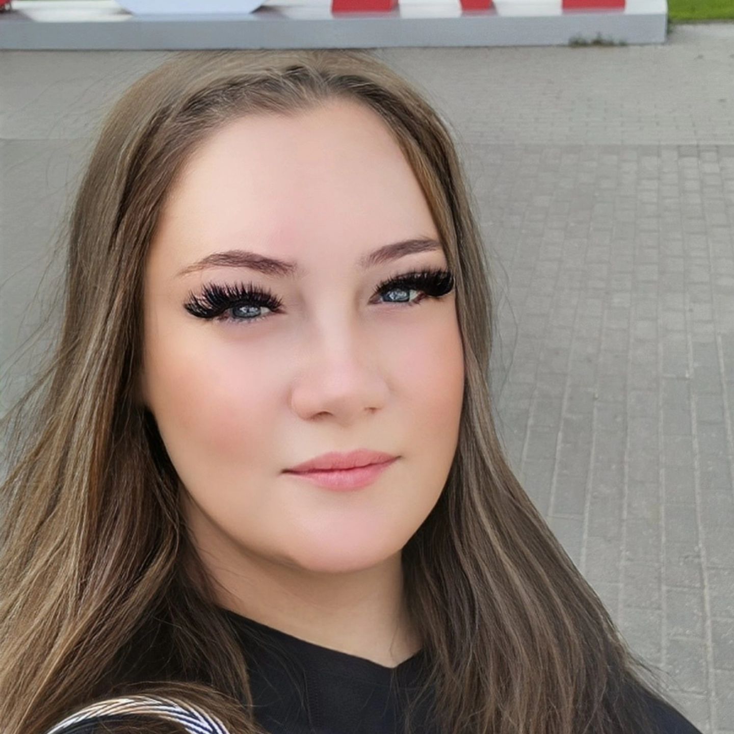 sineglaska_ellen в LOOKY. . Мне нравится та, кем...