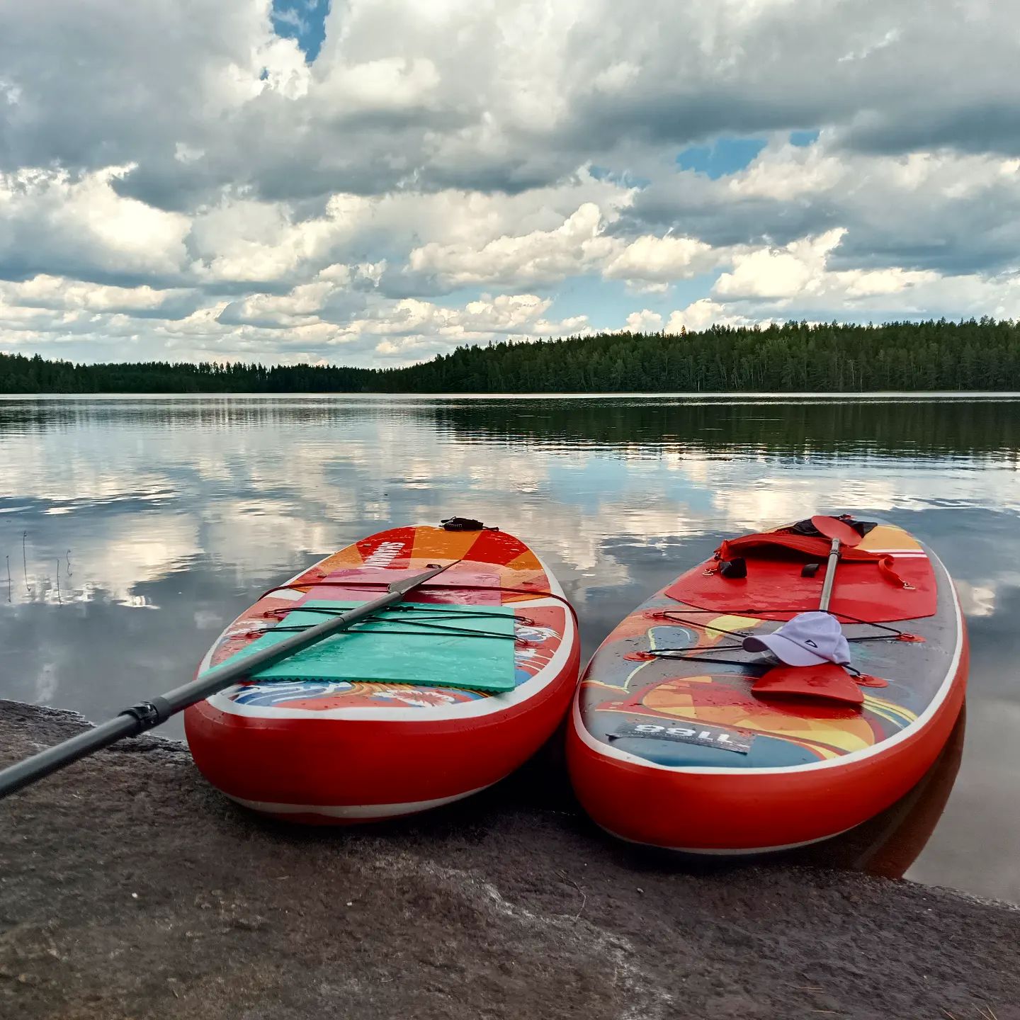 На водной глади озеро спит, в лесных объятьях тихо дышит...

#озеро #лето #sup #summer #lake #kesä #relax