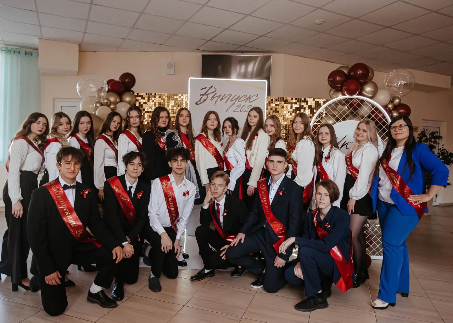 olesiklisenok38 в LOOKY. #выпуск2024,#последнийзвонок,#моивыпускники. Вот и фотографии с П...