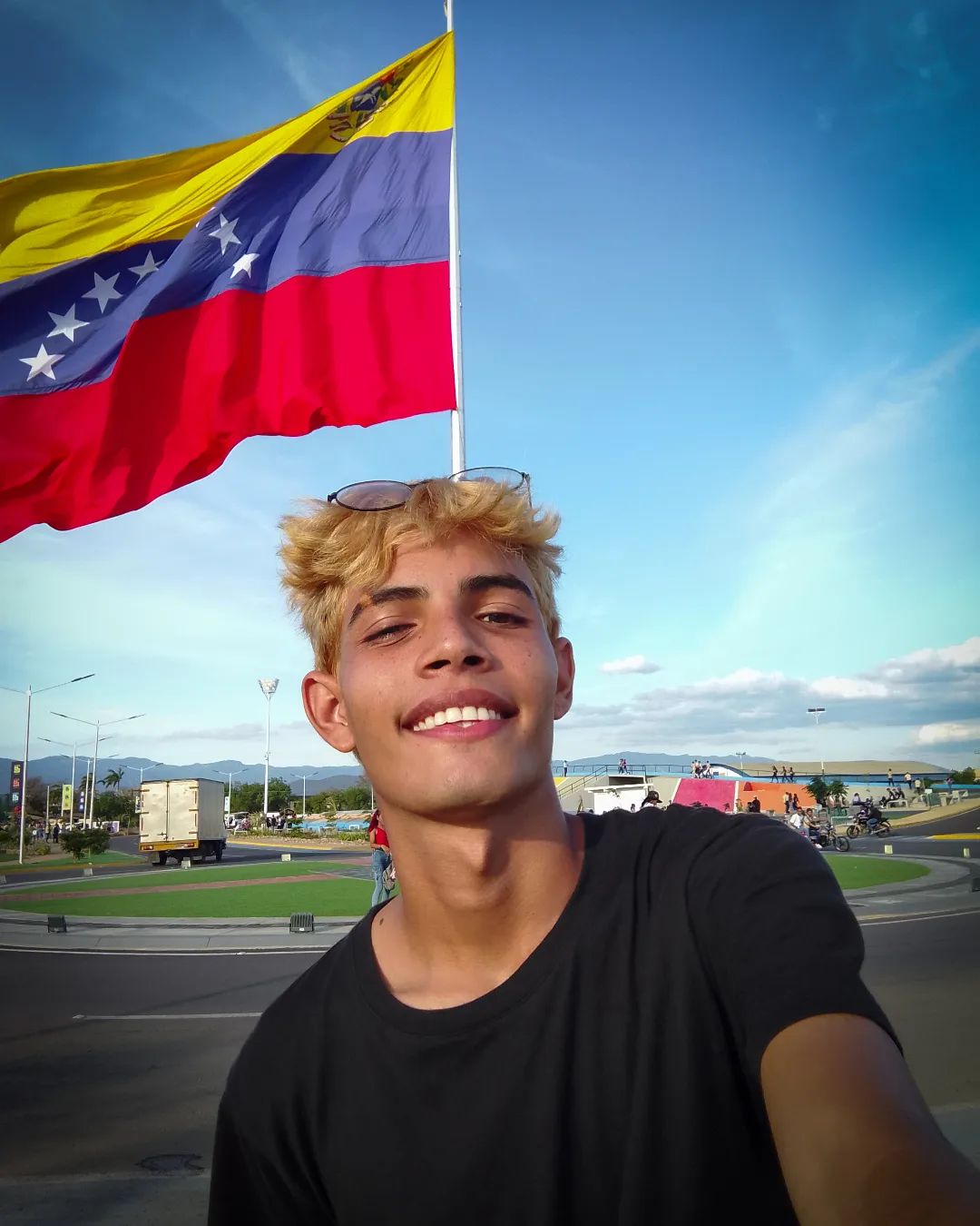 derekurbina28 в LOOKY. #venezuela. Seguimos sin miedo, ...