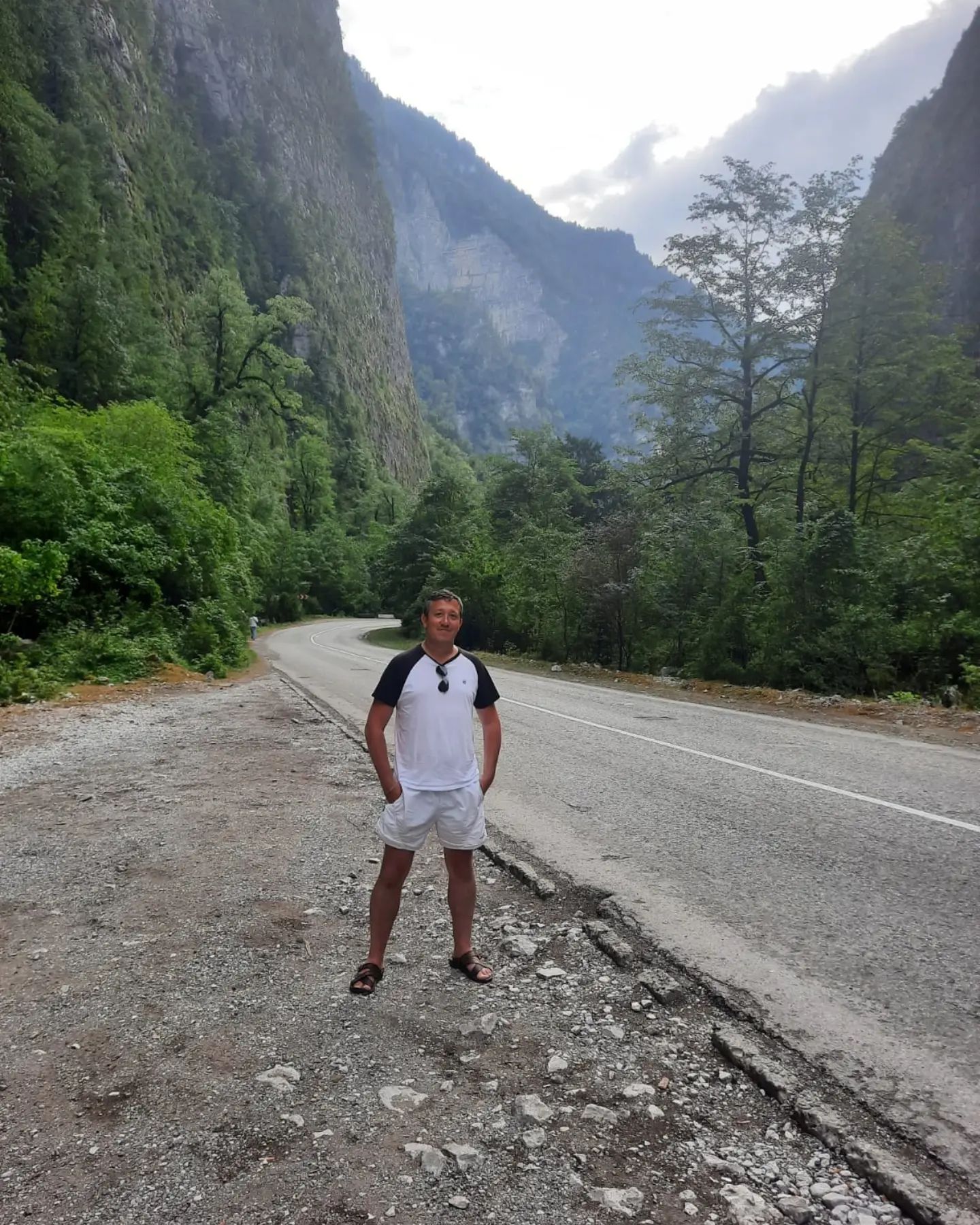 sergey.chirkov.84 in LOOKY. #гагра,#абхазия,#отдых,#хорошечно,#наюга,#лето,#лето2024,#философияличногопространства. Очередной день в Стр...