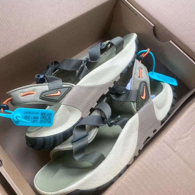 bolsho_kamen в LOOKY. . Продам новые сандали...