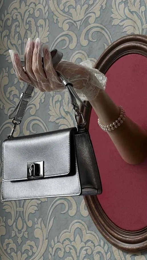 trendsup_shop в LOOKY. #байерамерика,#байервевропе,#байервиталии,#байервмилане,#байервсша,#байеревропа,#байеризиталии,#байериспания,#байериталия,#байермилан,#байерсервис,#байерсша,#шоппингвиталии,#шоппингонлайн,#шоппингвсша,#шоппингвамерике,#шоппингиталия,#шоппингсша,#шоппингвмилане,#шоппингвевропе,#шоппингвримини,#брендовыесумки,#брендовыекепки,#брендовыекеды,#брендовыеремни,#брендовыекросовки,#брендовыевещидешево,#брендовыекошельки,#брендоваяобувь,#сумкииталия. Сумок много не бывае...