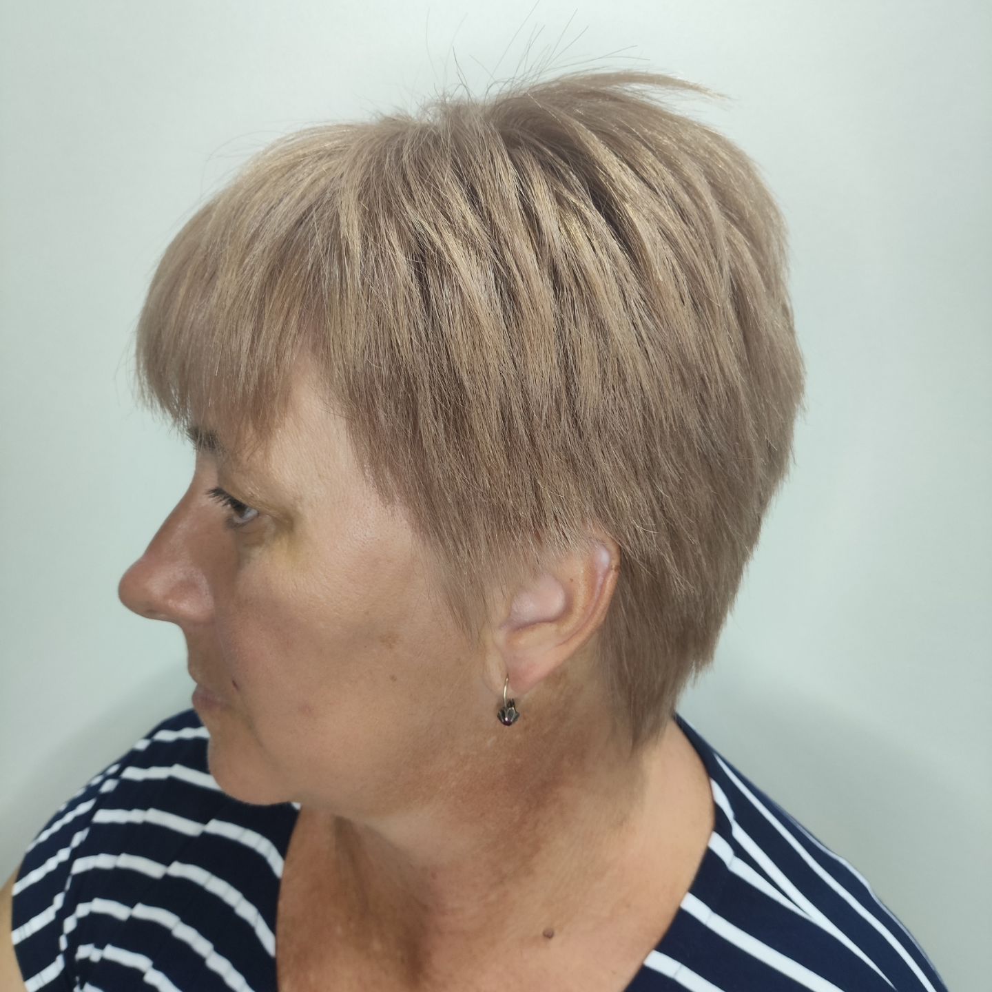 wangcolorhair в LOOKY. . Тотал блонд