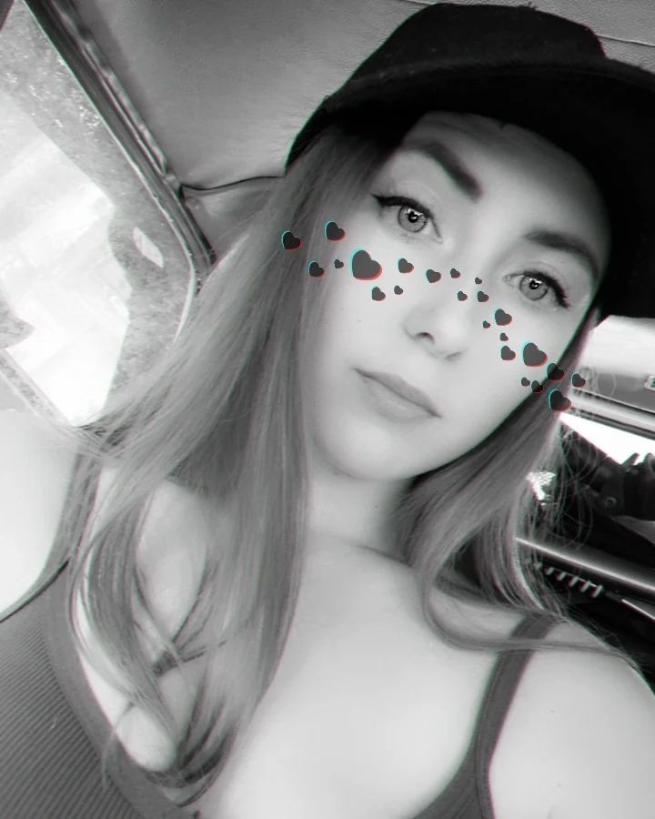 zzz_zaharova_zzz в LOOKY. . 🖤