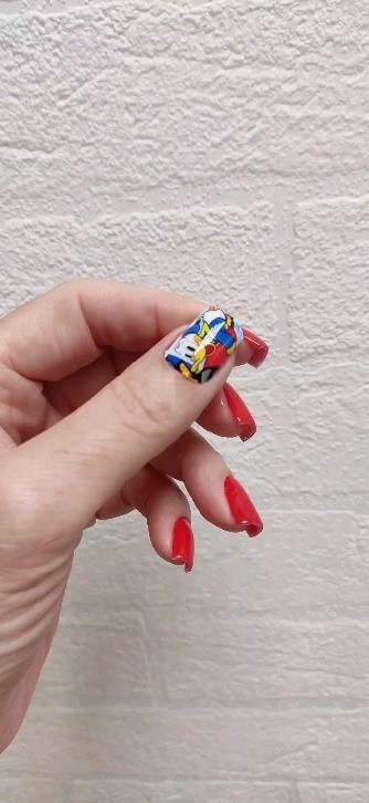svetlana.nail.krasnodar в LOOKY. #коррекцияногтеймолодежный,#ногтикакшпилькиумейтеносить,#маникюрфестивальный,#крутыеногтиделаютздесь,#маникюркакнеобходимость. Коротенький квадрат ...