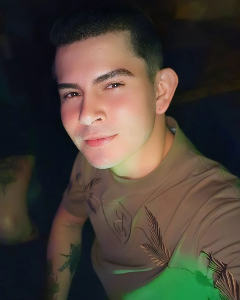adriian_rondon в LOOKY. #gay,#gayguy,#gayfit,#gayman,#gaylife,#gaypride,#gaymadrid,#gayespaña,#gaychile🇨🇱,#barranquillagay,#chapinerogay,#gaybrasil,#gayfollow,#follow,#love,#photogay,#boystyle,#boy,#boys,#boysloveboys. ✨💌✨
.
.
.
.
.
.
.
....
