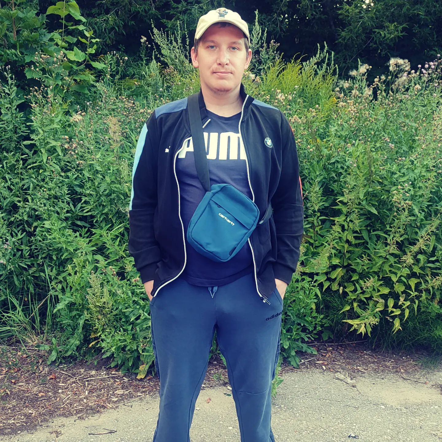 jeka_von_tam в LOOKY. . null