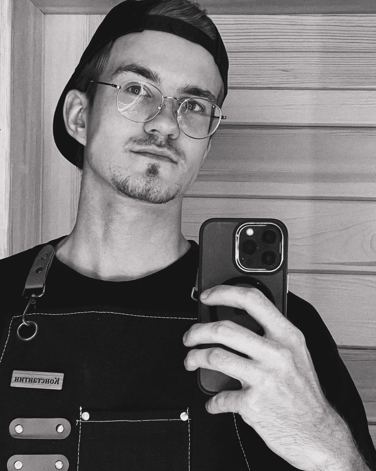konstantin__titov в LOOKY. #man,#barista,#bar,#coffee. #man #barista #bar #...