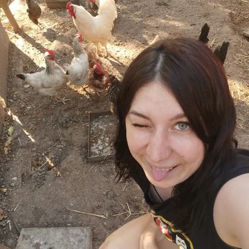 Моя тусовка с друзьями в 34 года выглядит так😅😅😅
