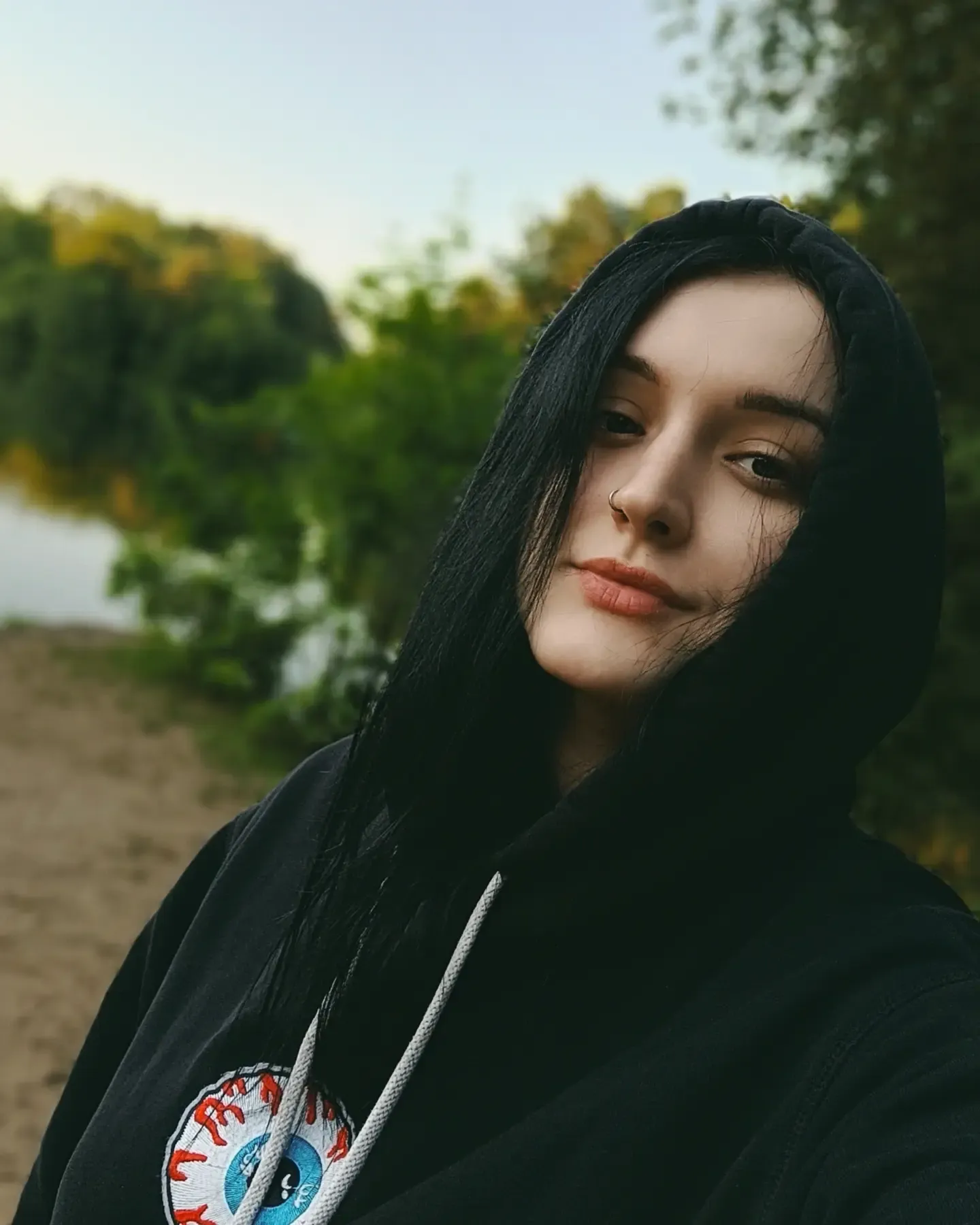 larga_bry в LOOKY. . Это я в лесу, сейчас...