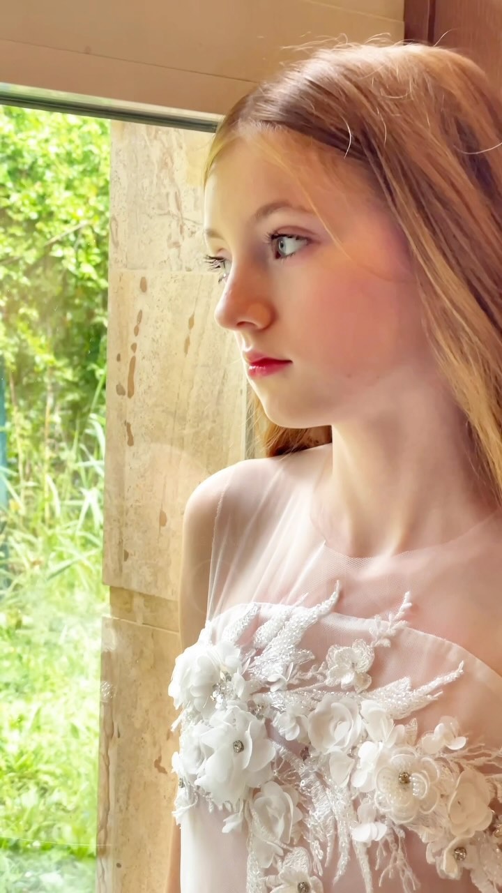 tatyana.lintrop в LOOKY. . Можно смотреть беско...