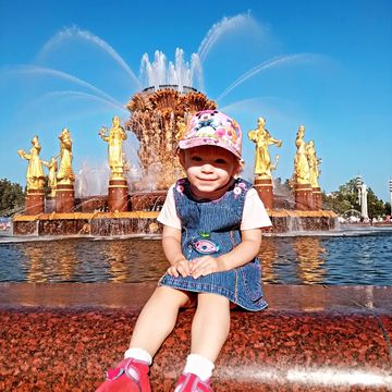 Суббота выдалась удачной для прогулки, съездили на ВДНХ, посетили дом великана ☺
#мамаидочка #прогулкасдочей
