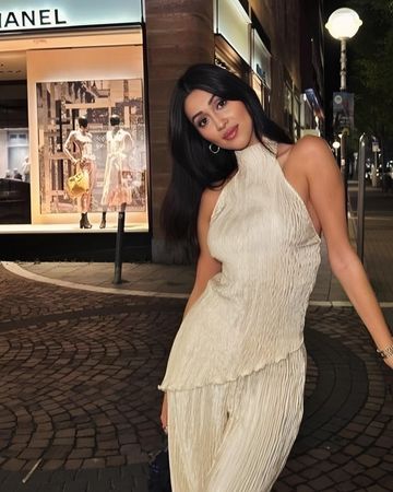 zymi_adzhieva в LOOKY — На нашем жизненном пути мы встретимся со всеми, кому суждено