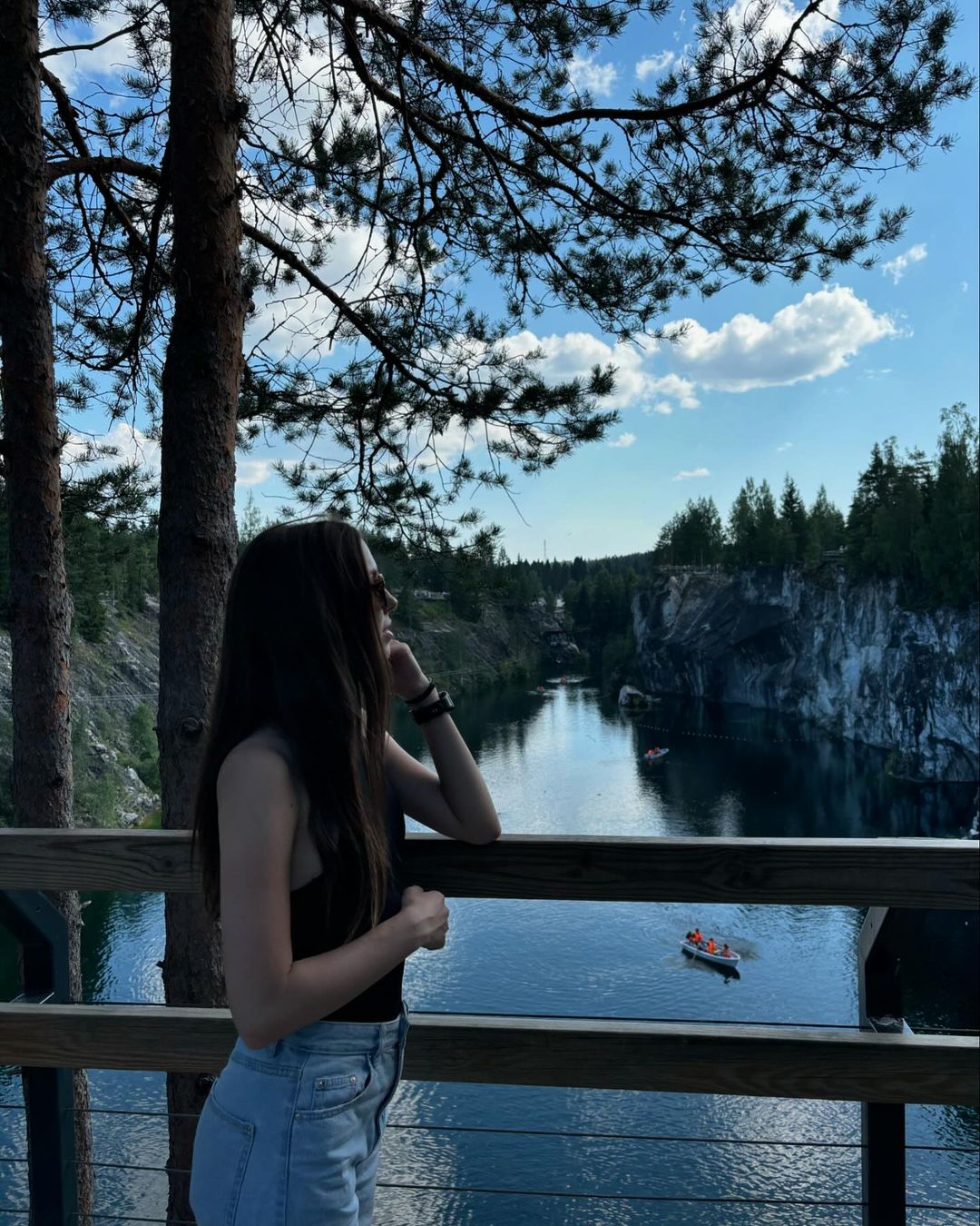 _beso_vi_ в LOOKY. . Постою тут на красив...