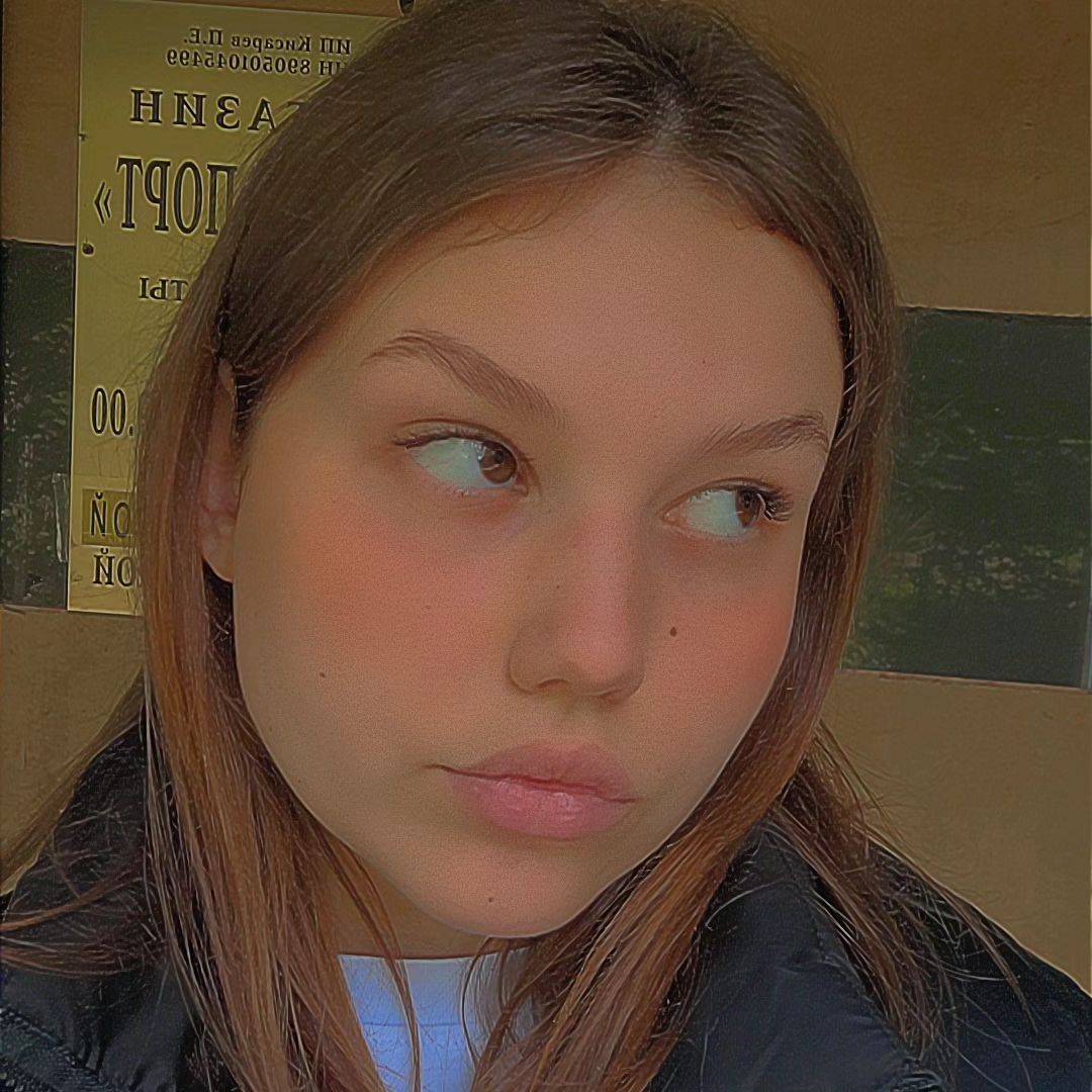arinaaa_gamer in LOOKY. . 🤍🩶