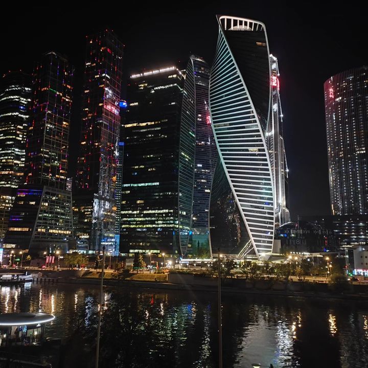 mariyasaksina в LOOKY. . Москва Сити 🤩
Оооче...