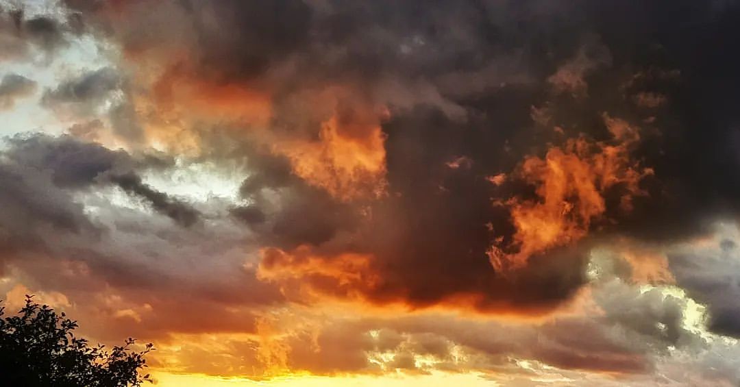 margarita.nefilim в LOOKY. #summer,#sunset,#sky,#instasky,#skygram,#clouds,#sun,#theworldofmyeyes_Ri,#carpediem,#лето,#закат,#небо,#солнце,#облака,#люблюнебо,#мирмоимиглазами_Ри,#ловимомент,#物の哀れ,#花,#太陽,#夏. #summer #sunset #sky...