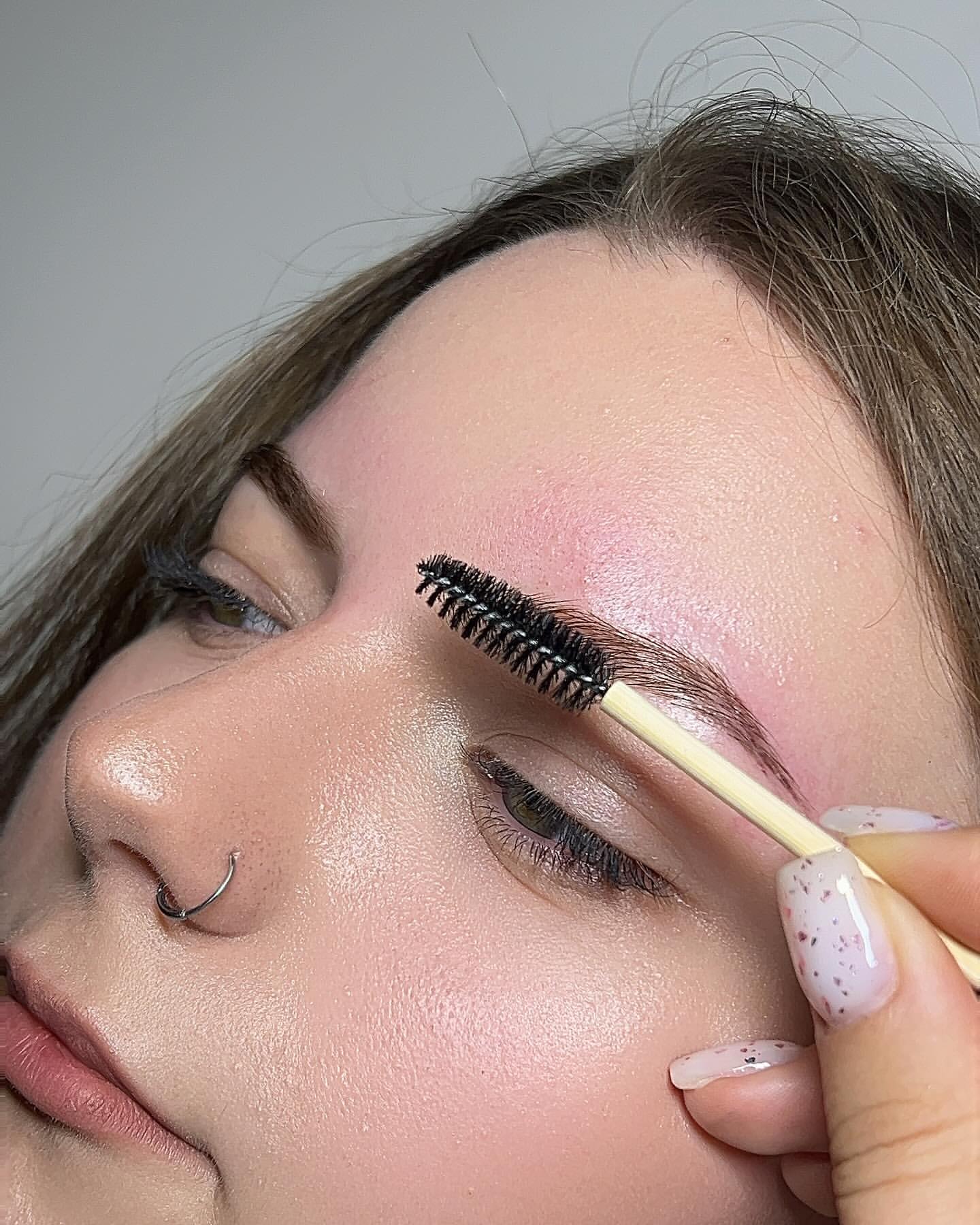 volnova_brows в LOOKY. . null