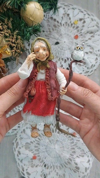 stanislava_vorobyeva in LOOKY. #ватнаяигрушка,#ватныеигрушки,#бабаяга,#cottonspun. Ещё одна старушечка,...