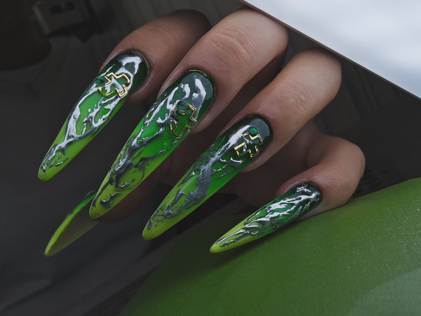 manicure__argayash_ekaterina в LOOKY. . null