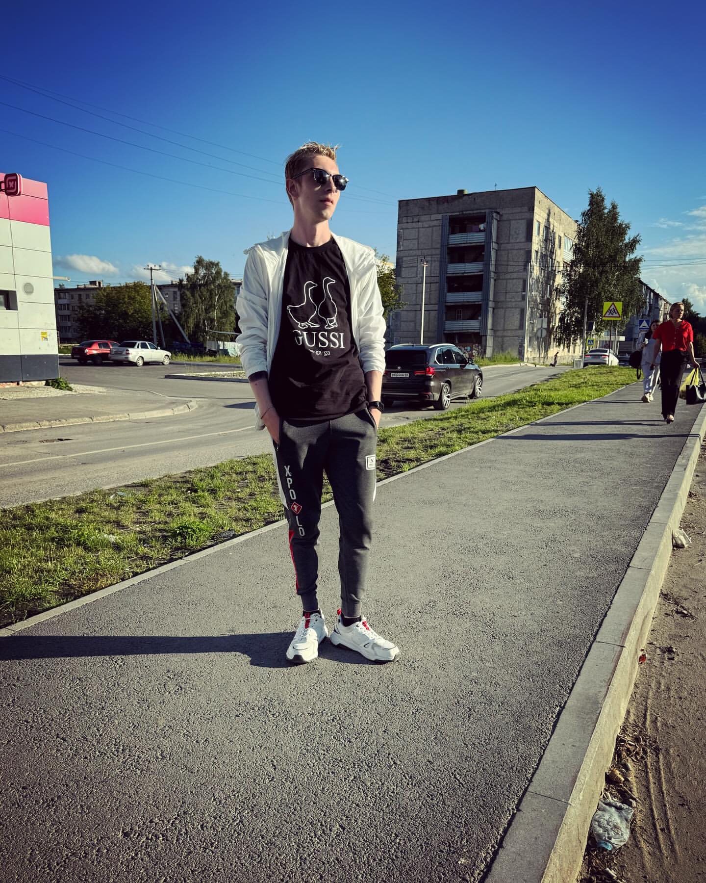 maxon_1st in LOOKY. #twigger_ramzier,#singer,#drummer,#музыкант,#барабанщик,#2024,#summer,#лето,#august,#август,#екб,#екатеринбург,#photo,#фото,#sunny,#фонтан,#walk,#walking,#прогулка,#фотосессия,#photosession,#weekends,#выходные,#city,#город,#town,#iphone,#iphone15pro,#park,#парк. #twigger_ramzier #si...