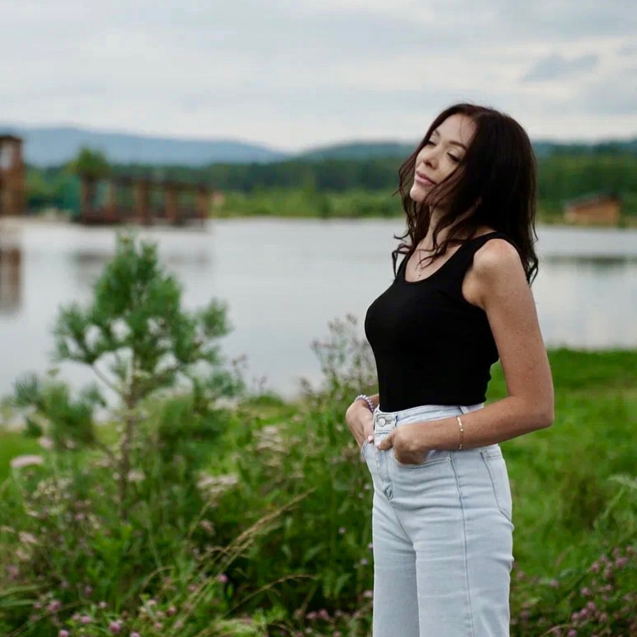 ikurkinai в LOOKY. . «Уехать туда, где вс...