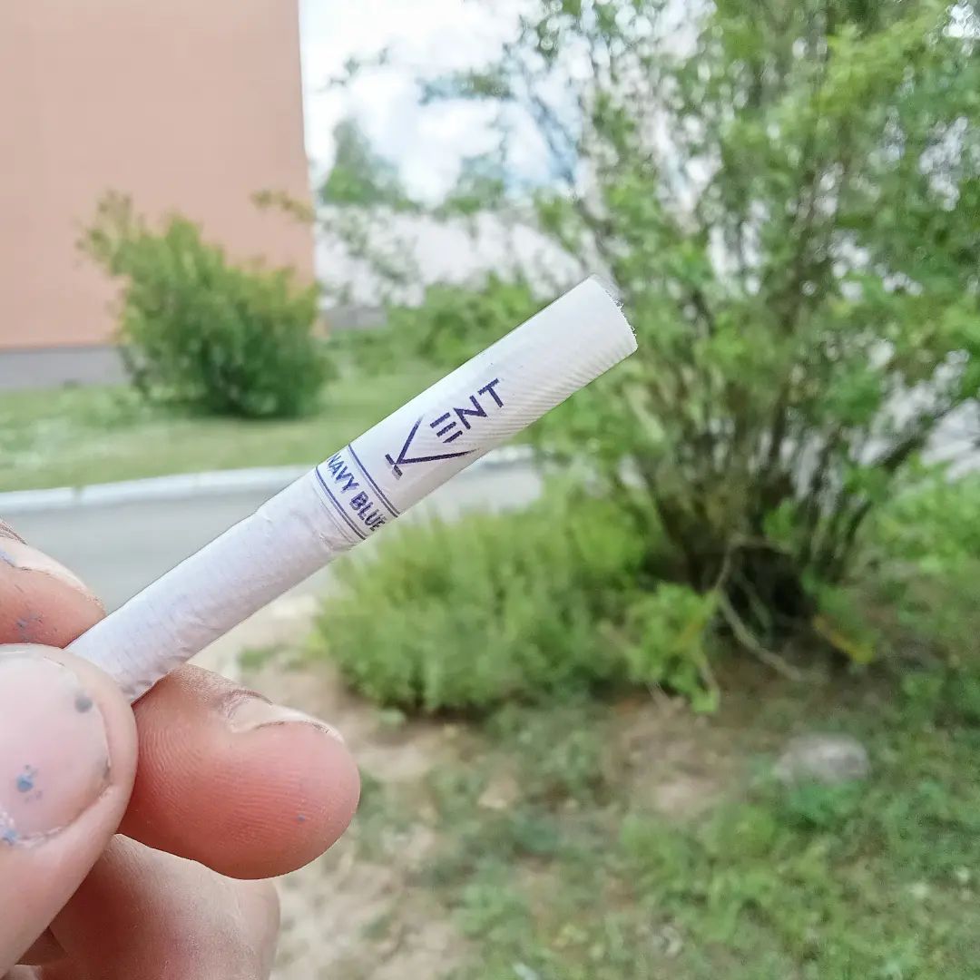 kuprinovi в LOOKY. . Everyone smokes depe...