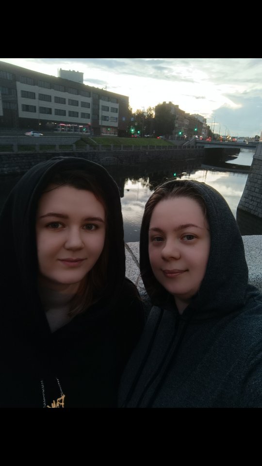 anna_catlover1995 в LOOKY. . Вечерняя прогулка 👯