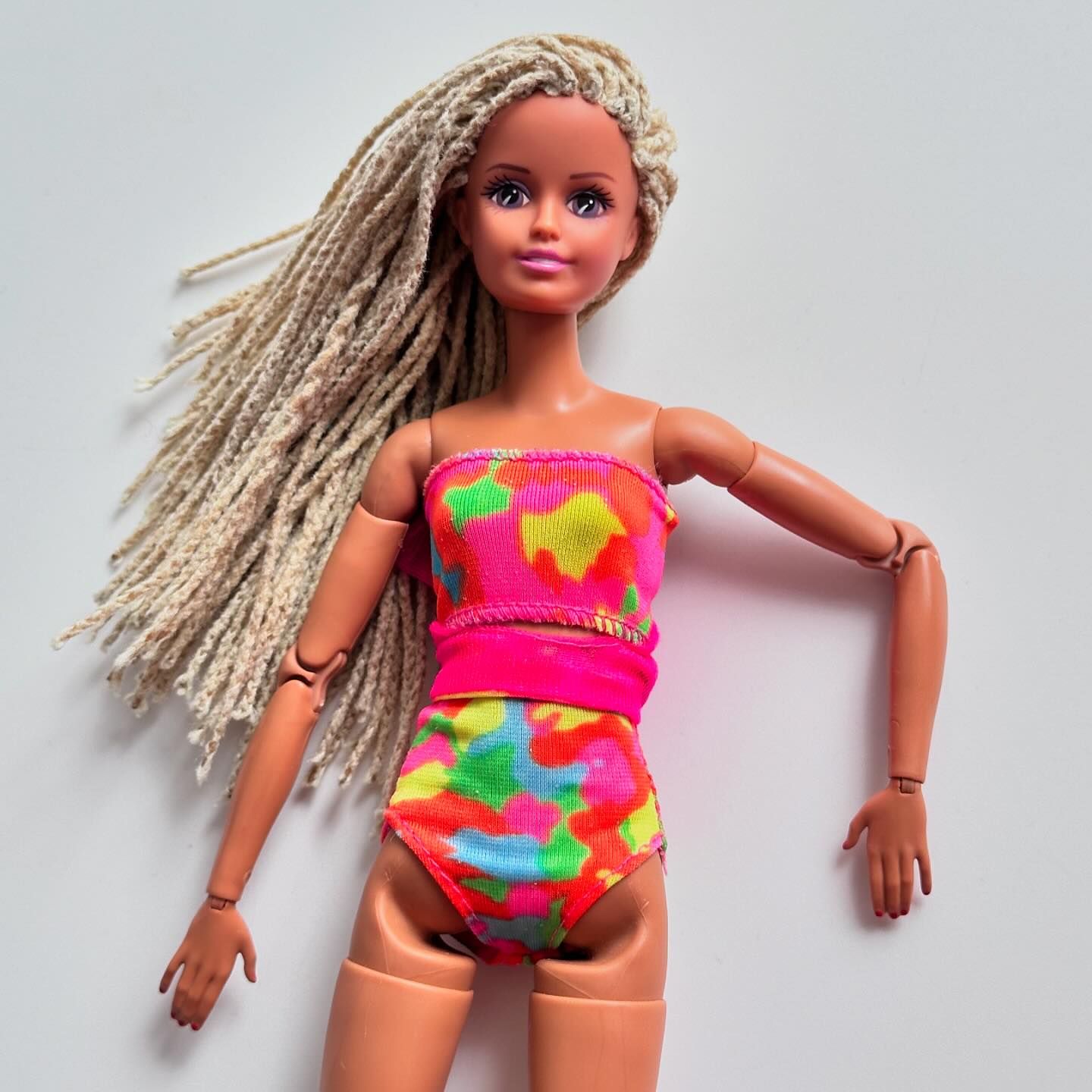 doll_eyes_on_me в LOOKY. #hasbro,#sindydoll,#instadoll,#barbiebmr1959,#dollphoto,#barbiebmr1959,#sindyc💗re. The story of a swims...