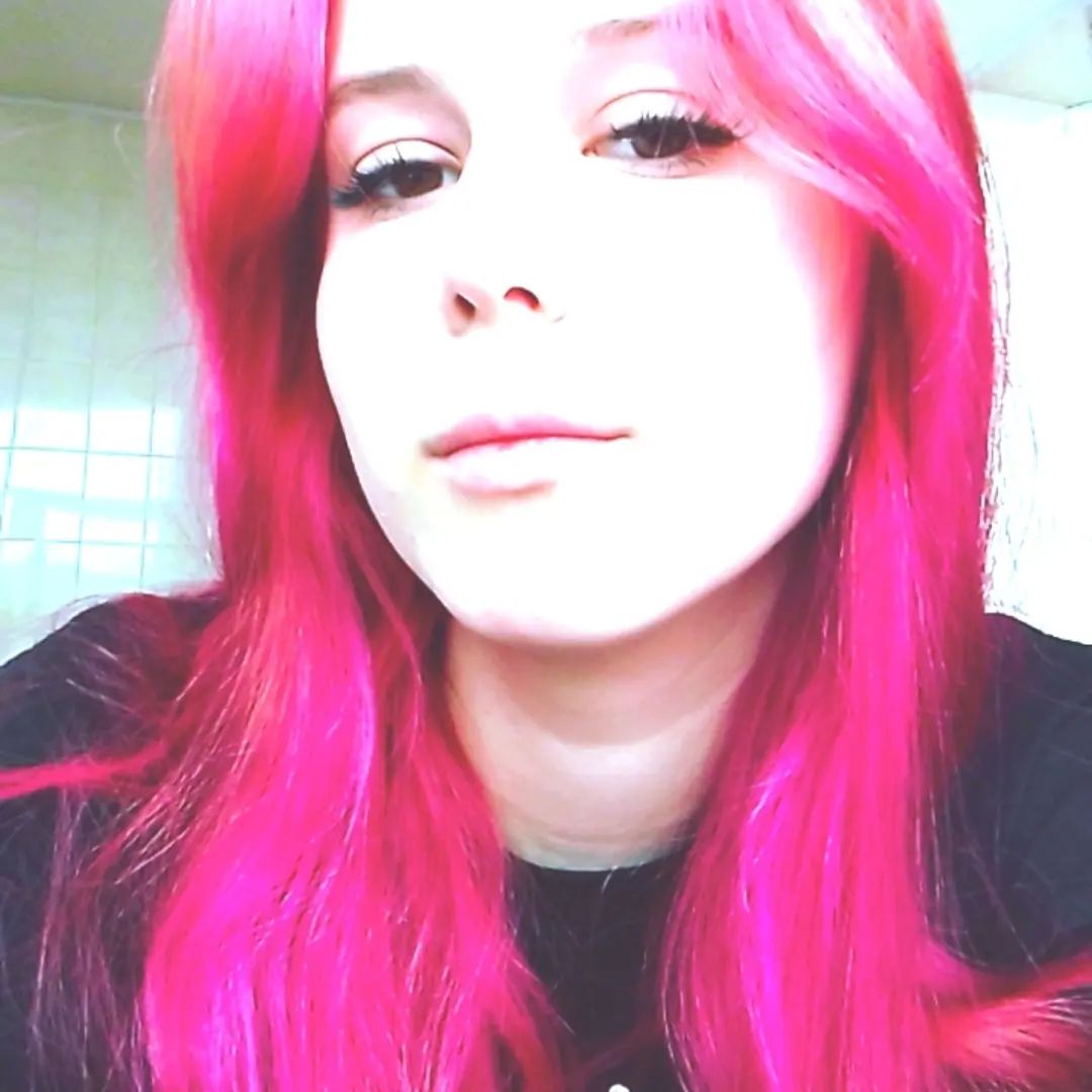 xromxartss in LOOKY. . п.н.х.