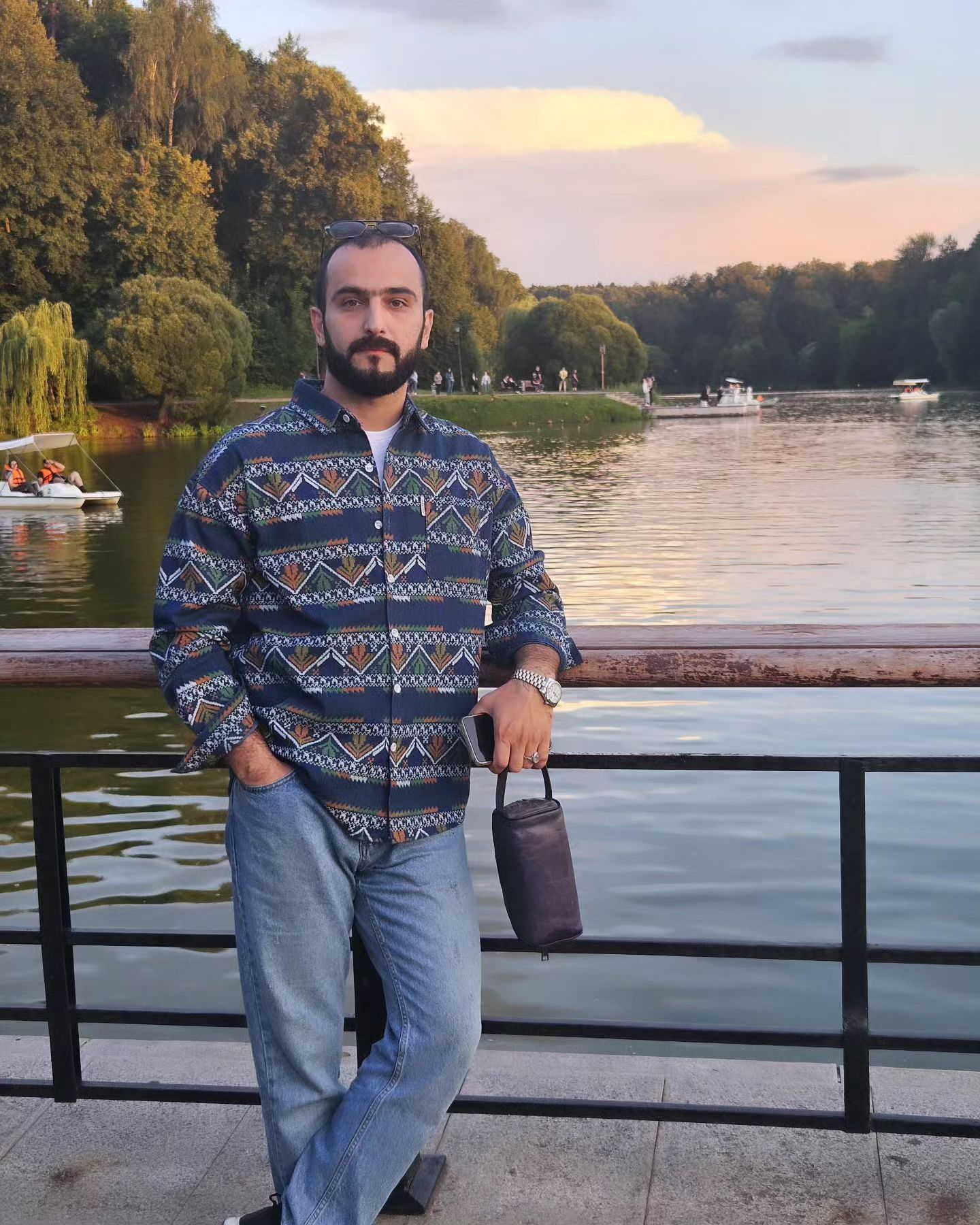 reshad_kamil в LOOKY. . null