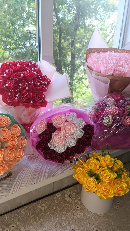 satin_roses_chapaevsk в LOOKY. #букетдлялюбимых,#букетыназаказ,#букетычапаевск,#розы,#букетроз,#букетизлент,#цветочныекомпозицииназаказ,#розы,#атласныеленты,#ручнаяработа,#чапаевск. #букетдлялюбимых #бу...