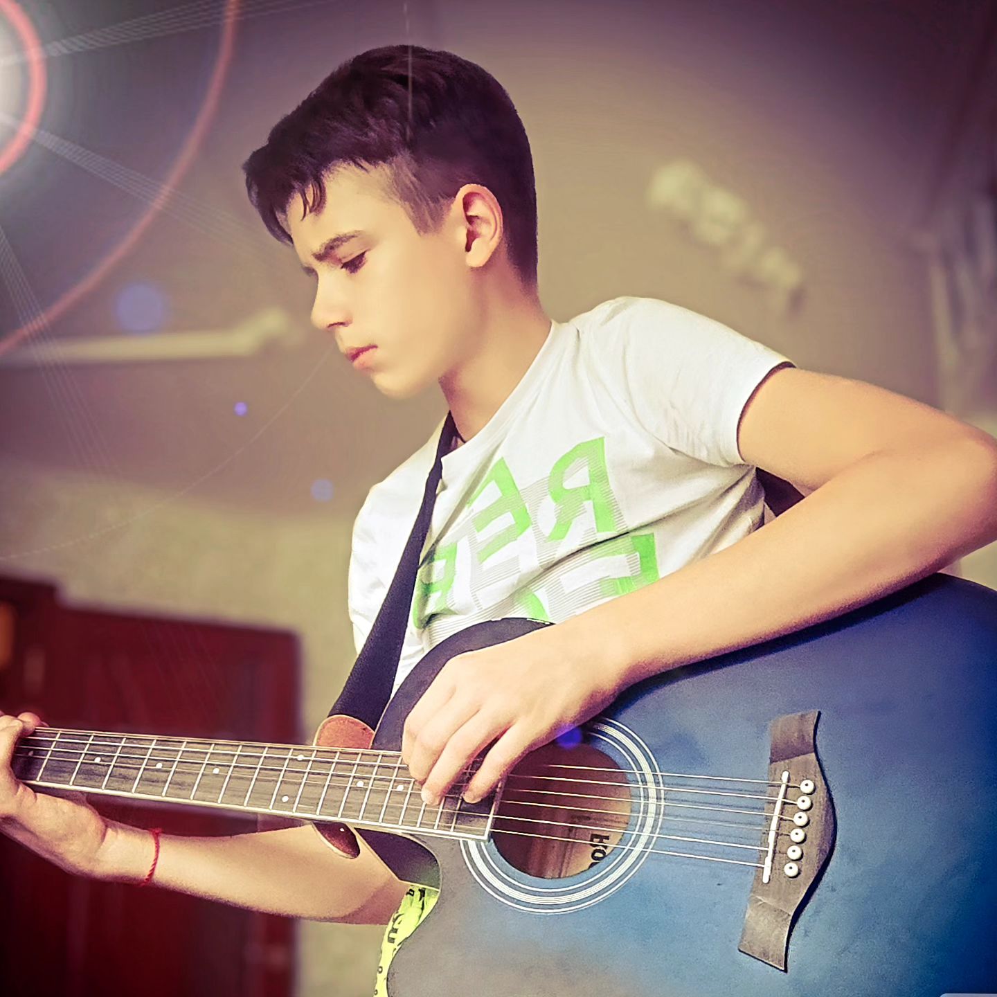 dmitrylogjr в LOOKY. . null