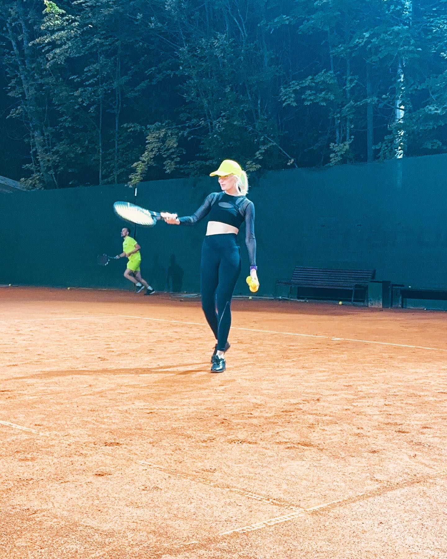 cathy.mixx в LOOKY. . In a sport 💚