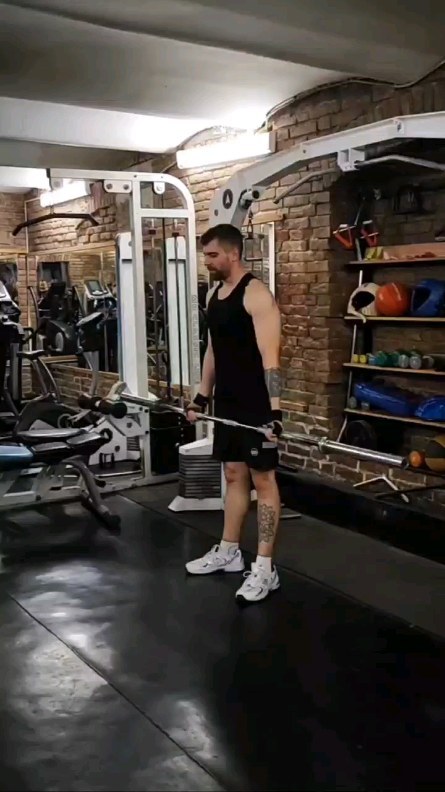 rusmedved312 в LOOKY. #юмор,#мем,#приколы,#скетч,#vine,#shorts,#tiktok,#тренировка,#спорт. 💢 Биба и Боба 🤭 #ю...
