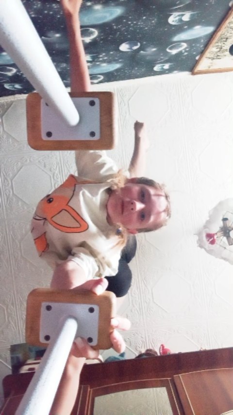 mir.acrobat в LOOKY. . null