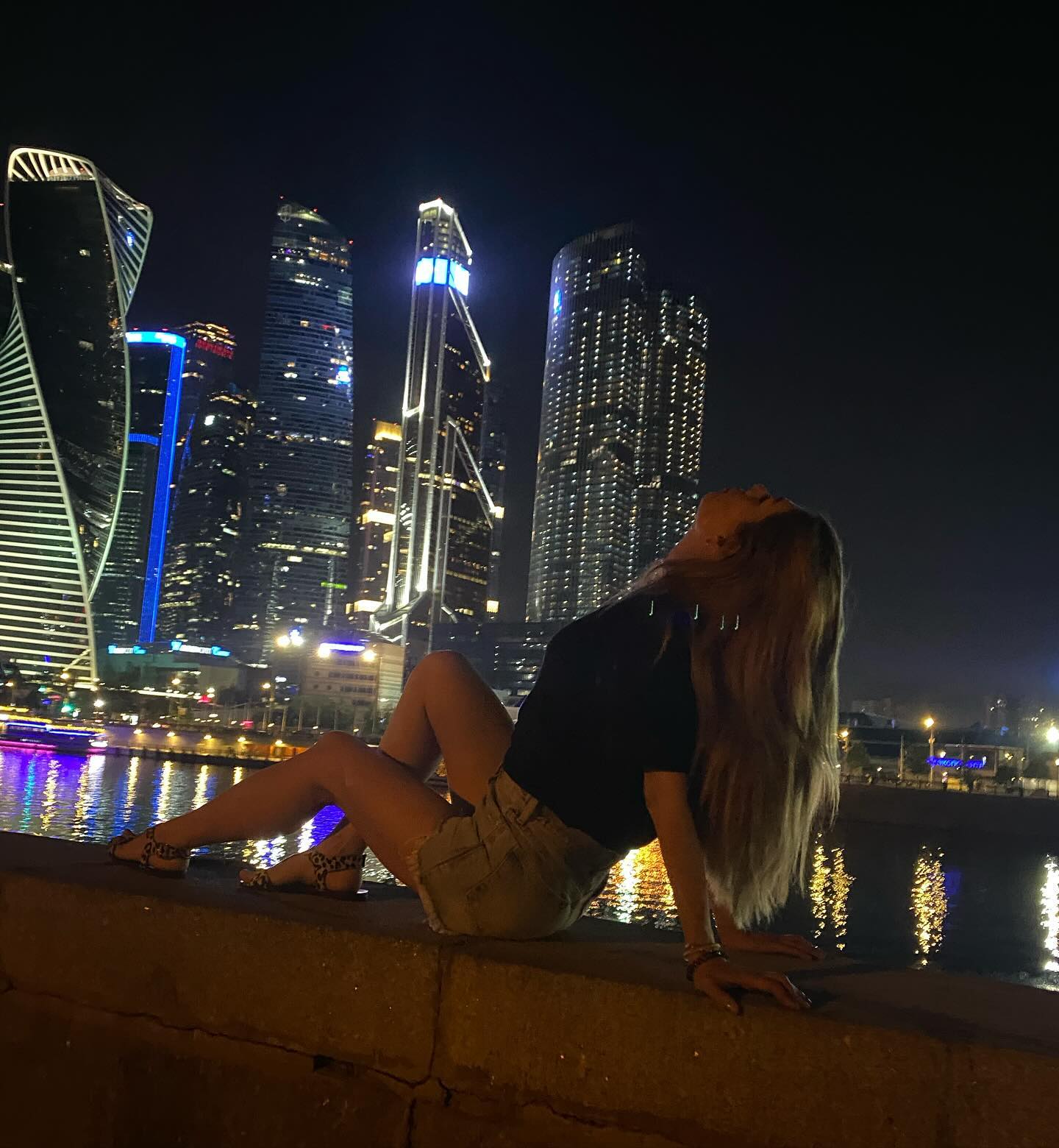 nineelly_ в LOOKY. . null