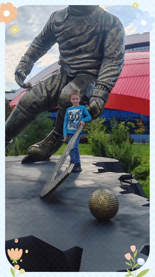 goganatali в LOOKY. . null