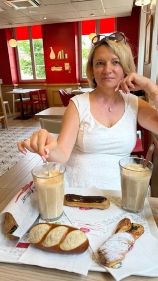 svetlana.brohammer in LOOKY. . null