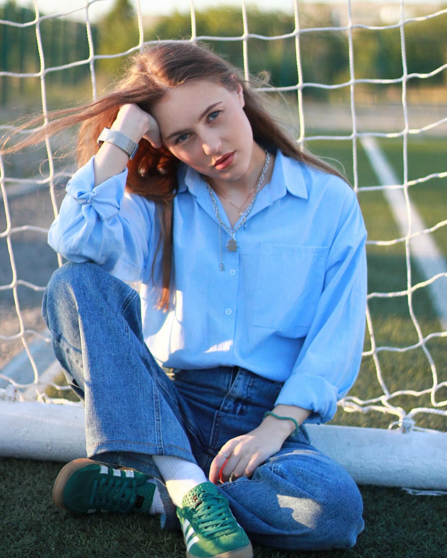 leesyone в LOOKY. . null