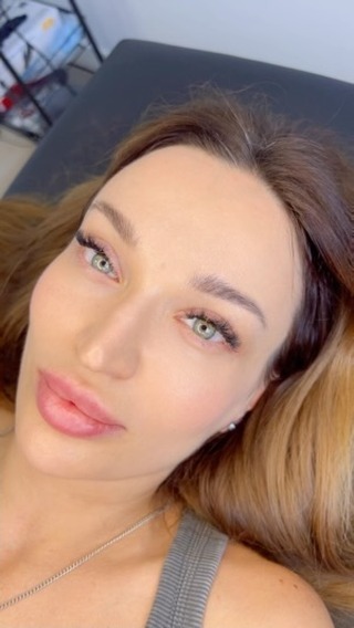 lalyvalikante в LOOKY. . Зажившие брови 😍