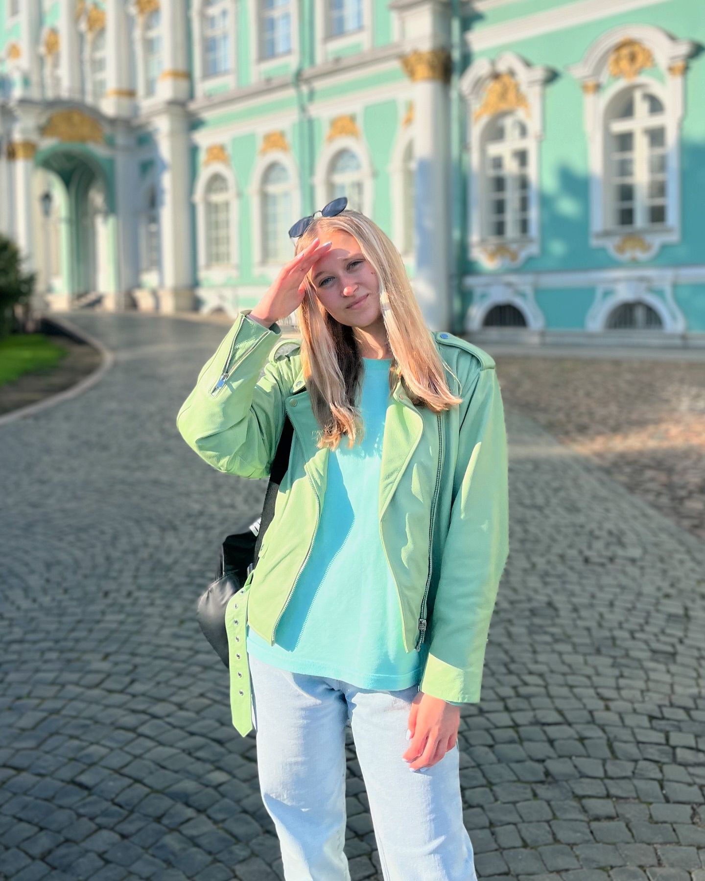 vasliisss в LOOKY. . null