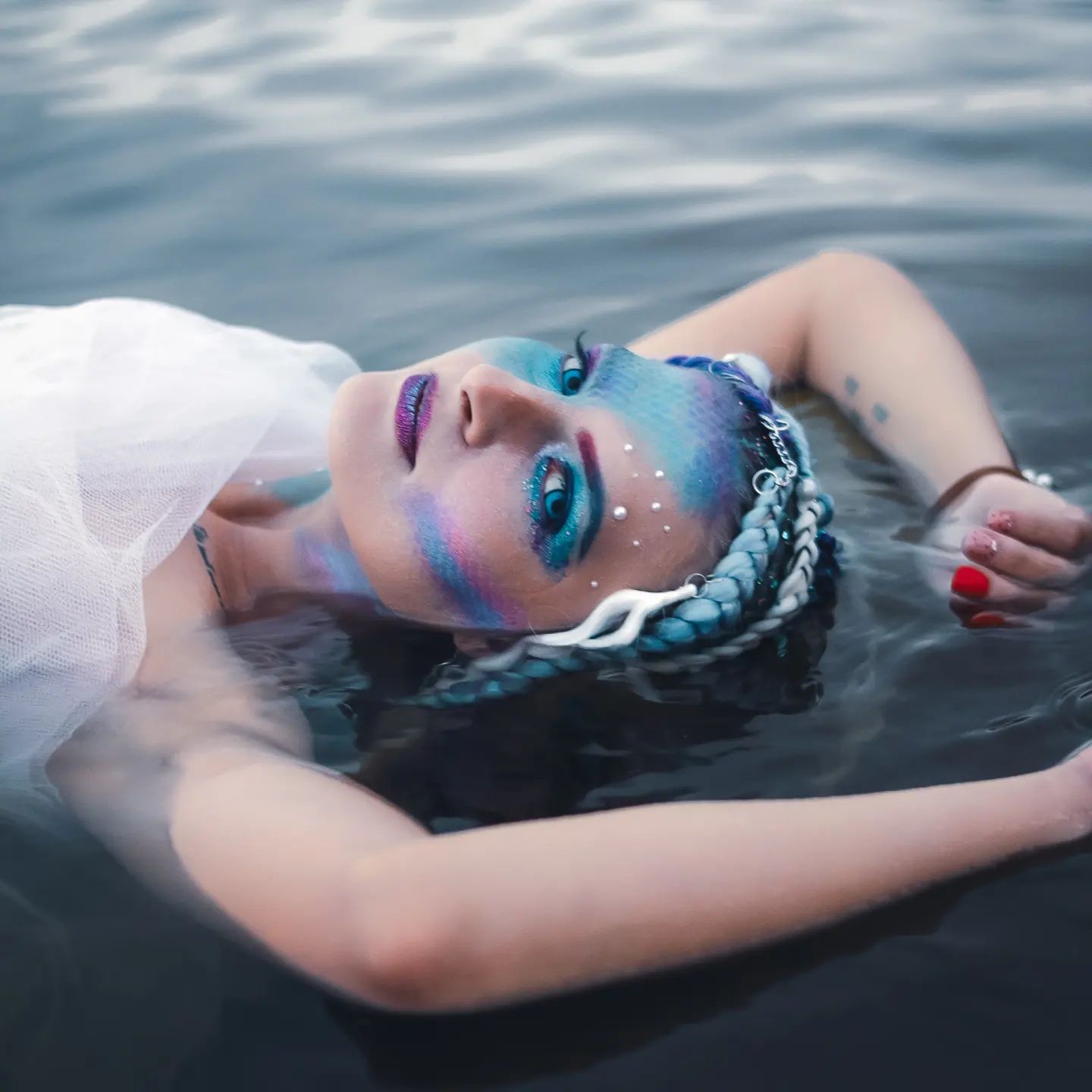 braids_space_tlt в LOOKY. #тольятти,#photomoto63,#photomoto,#phototlt,#тольяттифото,#тольяттиобразы,#необычныефото,#гримтольятти,#укладкатольятти,#демонтольятти,#демон,#демоница,#фотодемон. Второй фотопроект из...