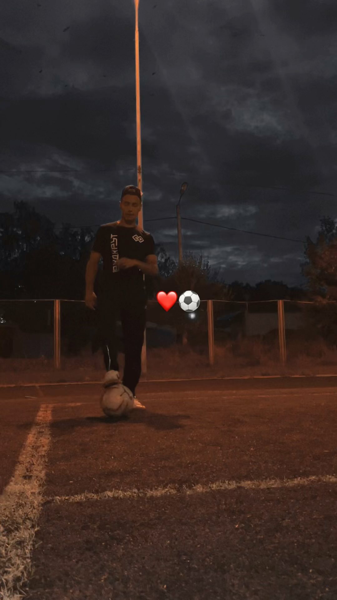 NormalDrive в LOOKY. #football,#reels,#reelsinstagram,#fypシ,#reelsinstagram,#footballplayer,#viral. Чисто вечерняя атмос...