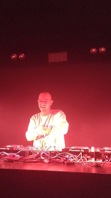 toliksergeevjr в LOOKY. #byor,#miloclub,#taleofus,#anyma,#zamna,#mrak,#tomorrowland,#burningman,#club,#djlife,#melodictechno,#melodichouse,#reelsinstagram,#nizhniynovgorod,#ravedj,#vibe,#soundcloud,#beatport,#столицазакатов,#adriatique,#camelphat,#agentsoftime,#clubmusic,#cassian,#unrealeased,#peggygou,#itgoeslikenanana,#ericprydz. #byor #miloclub #tal...