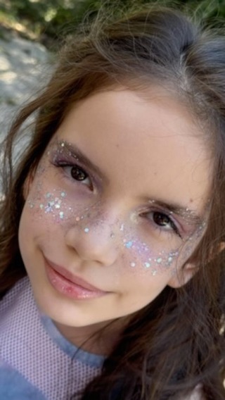 azizovaanastasiya в LOOKY. . null