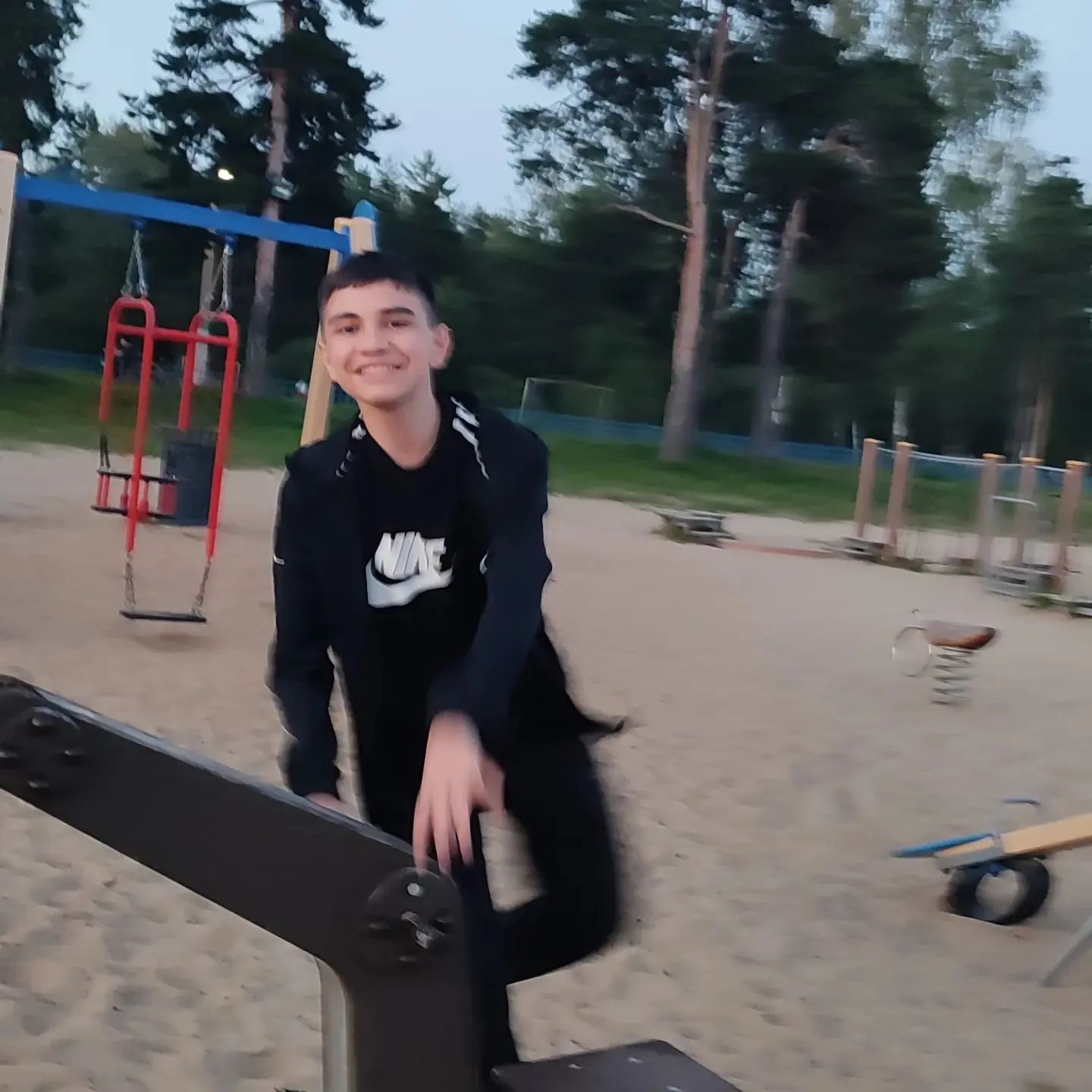 Николай в LOOKY. . null